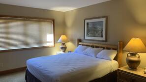 Hypo-allergenic bedding, in-room safe, desk, iron/ironing board