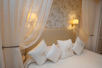 Auberge De Cassagne Spa Deals Reviews Le Pontet Fra Wotif