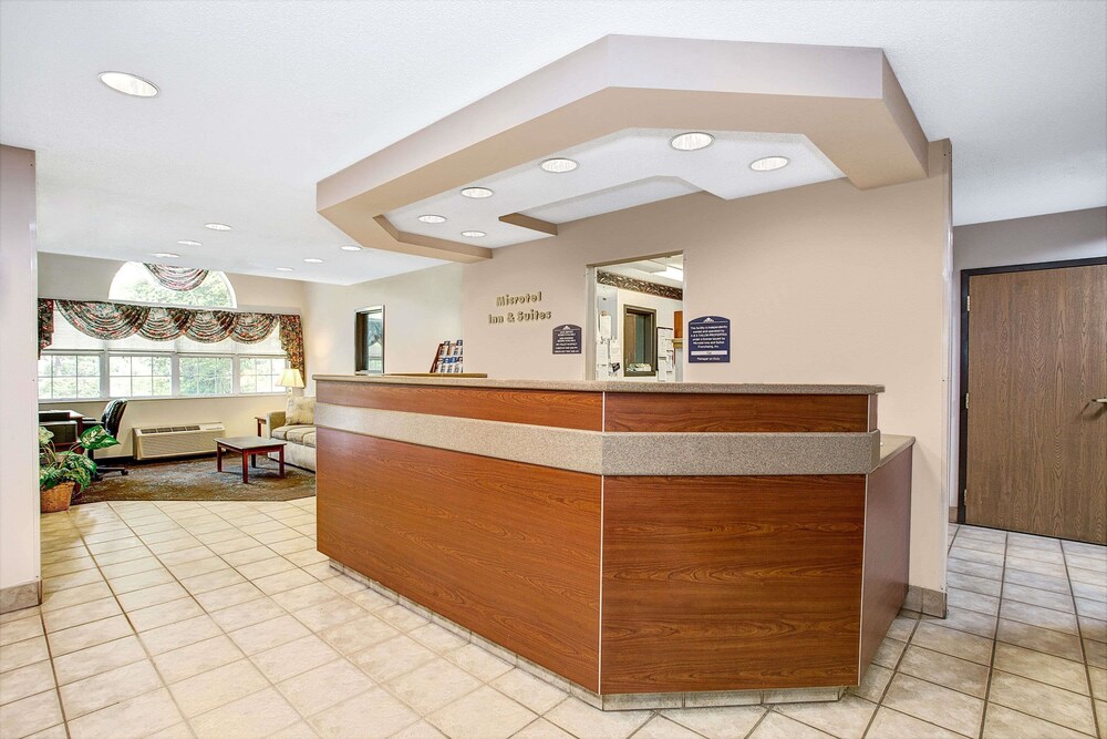 Lobby, Microtel Inn & Suites by Wyndham Mason/Kings Island