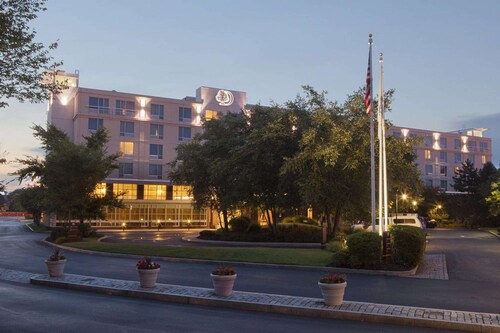 Hotels Near Dorchester Boston From 80 Cheap Hotel Deals
