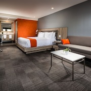 The 10 Best Hotels In Tarzana Los Angeles For 2019 Expedia Canoga Hotel