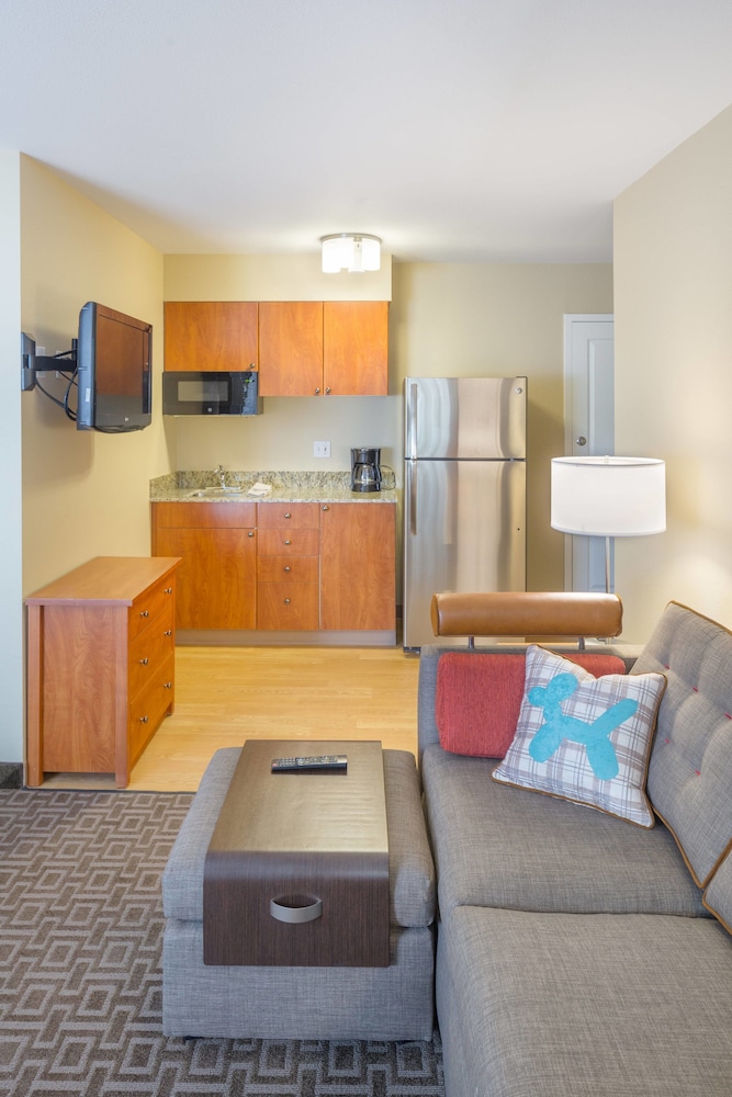 Room, TownePlace Suites by Marriott Portland Hillsboro