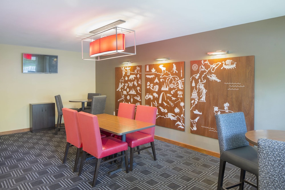 Lobby, TownePlace Suites by Marriott Portland Hillsboro