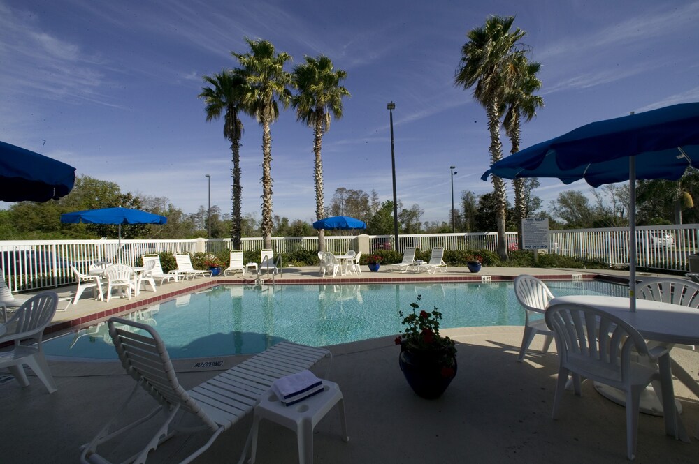 Holiday Inn Express Orlando International Airport In Orlando - 