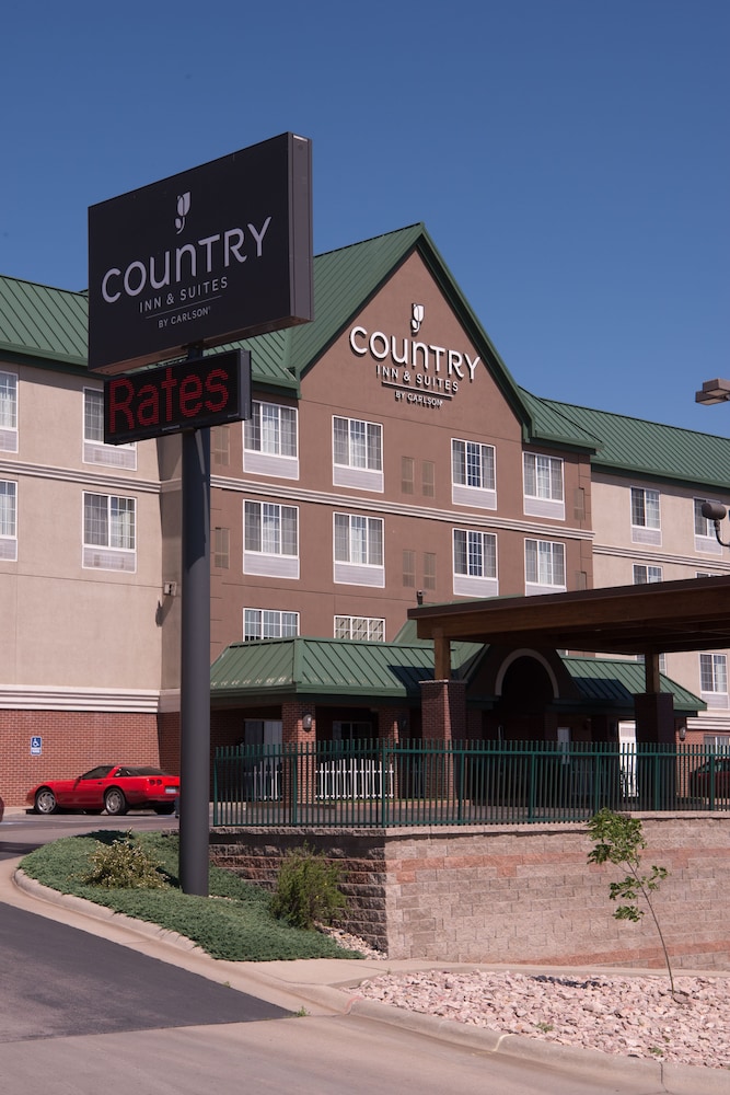 Front of property, Country Inn & Suites by Radisson, Rapid City, SD