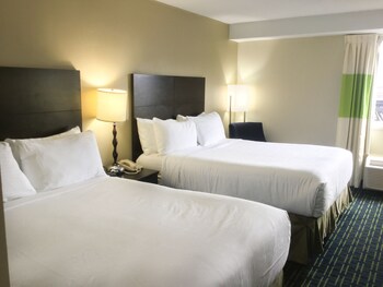 Charleston Capitol Hotel