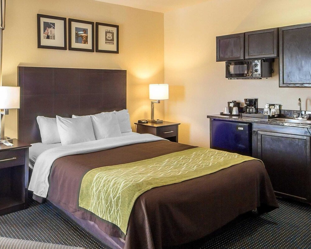 Room, Quality Inn Tulsa - Downtown West