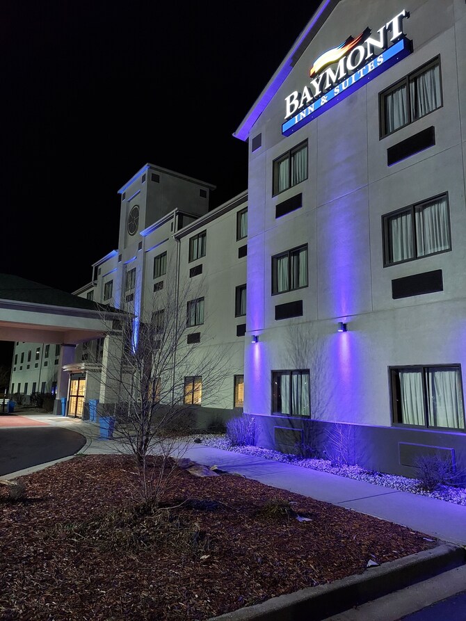 hotels in portage indiana on willowcreek road