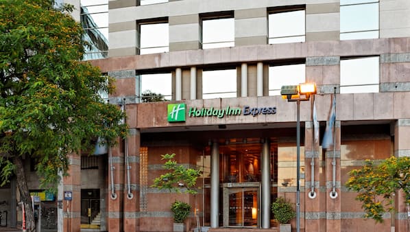 Holiday Inn Express Puerto Madero Buenos Aires 2020 Updated Prices Expedia