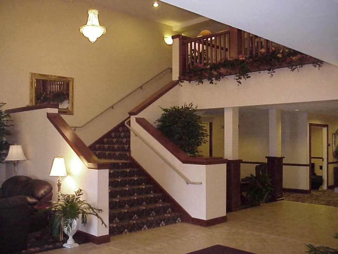 The Plaza Hotel Suites Winona In Winona Mn Expedia