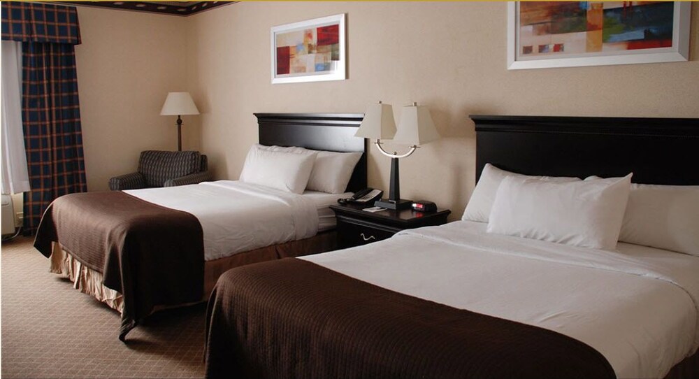 The Plaza Hotel & Suites Winona in Winona Hotel Rates & Reviews on Orbitz