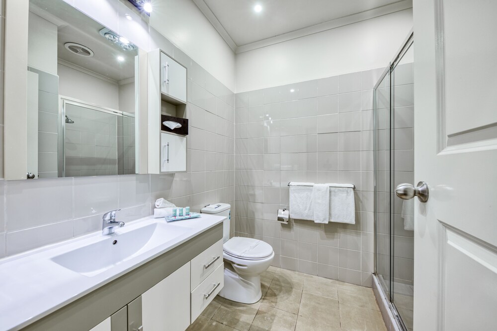 Best Western Airport Motel and Convention Centre