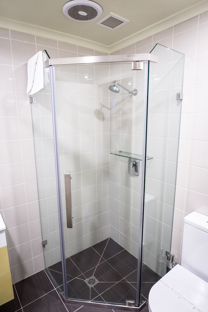 Best Western Airport Motel and Convention Centre