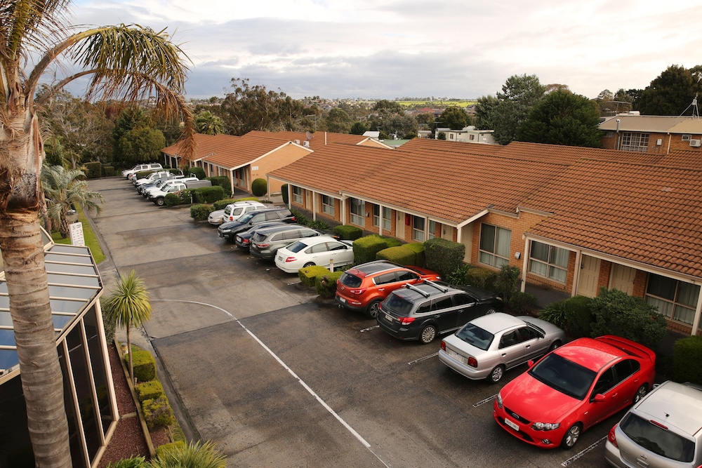 Best Western Airport Motel and Convention Centre