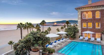 Casa Del Mar