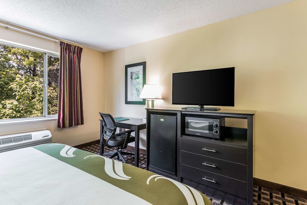 Room, Quality Inn Huntersville near Lake Norman