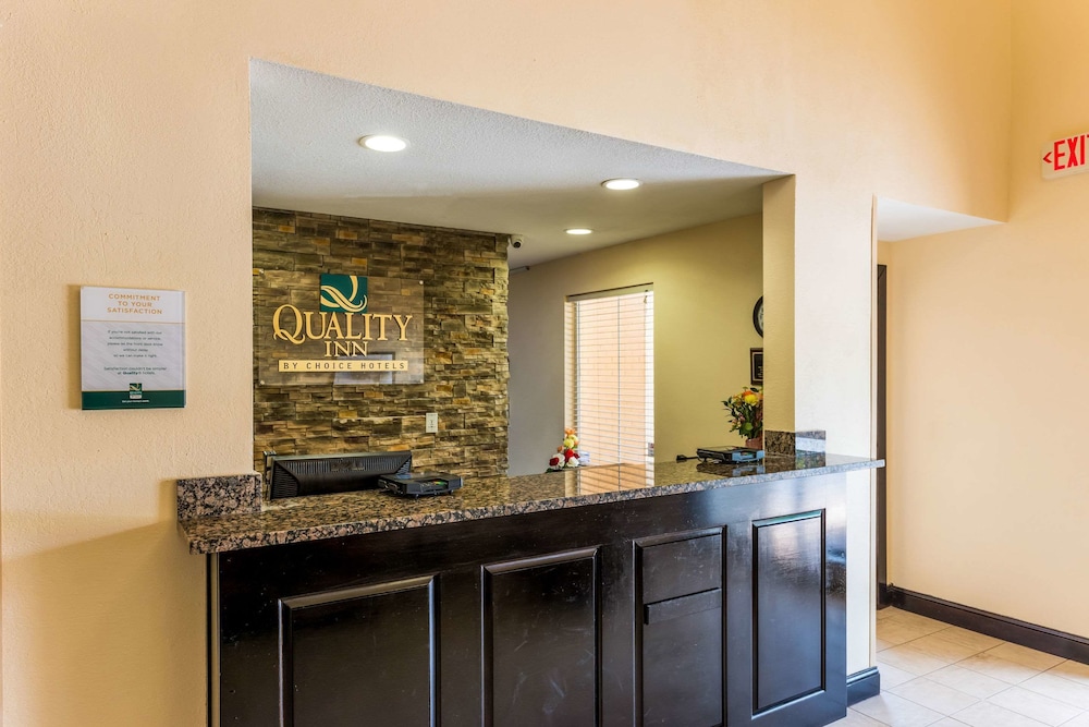 Lobby, Quality Inn Huntersville near Lake Norman