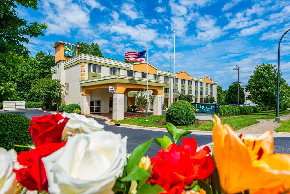 Exterior, Quality Inn Huntersville near Lake Norman