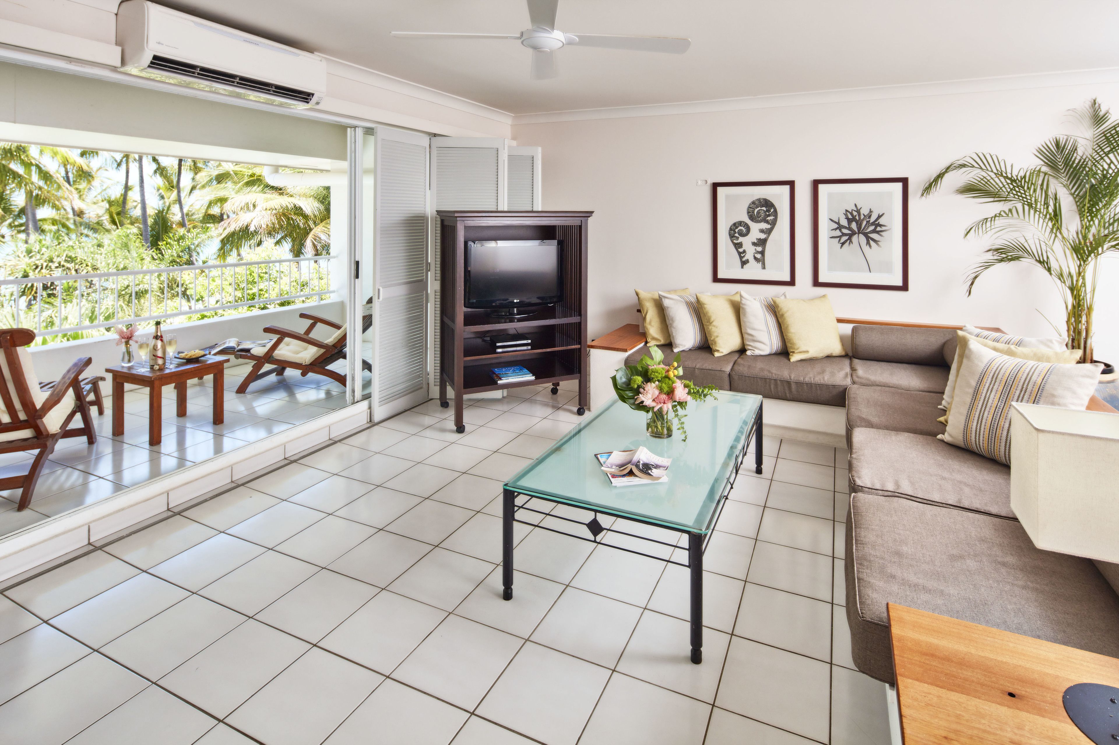 Alamanda Palm Cove by Lancemore