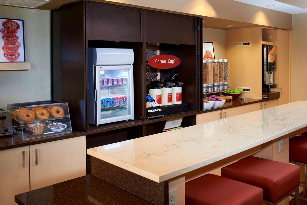 Property amenity, Sonesta Simply Suites Detroit Novi