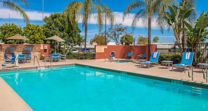 TownePlace Suites By Marriott Anaheim Maingate Near Angel Stadium