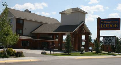 Yellowstone Lodge