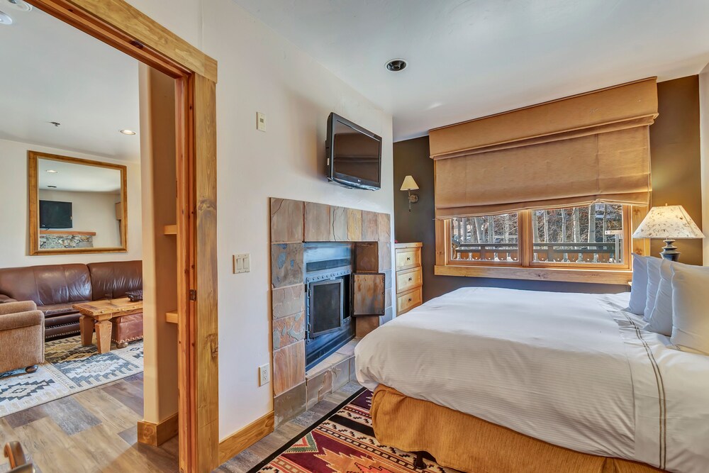Mountain Lodge Telluride