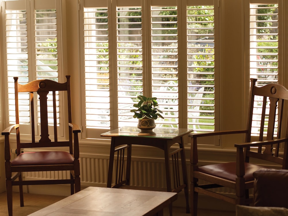 Interior, Ascot House Hotel