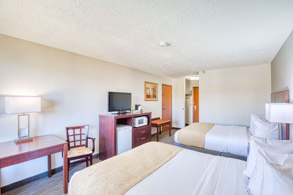 Best Western Green Valley Inn