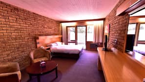 Blackout curtains, free WiFi, linens, wheelchair access