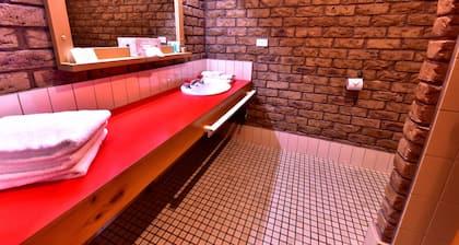 Flinders Cove Motor Inn