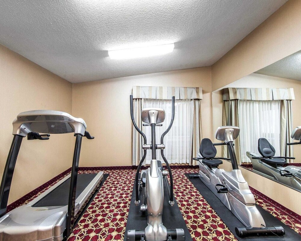 Fitness facility, Quality Inn