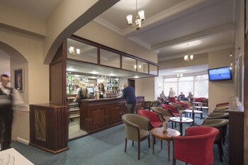 Alma Lodge Hotel Restaurant Reviews Photos Rates - 