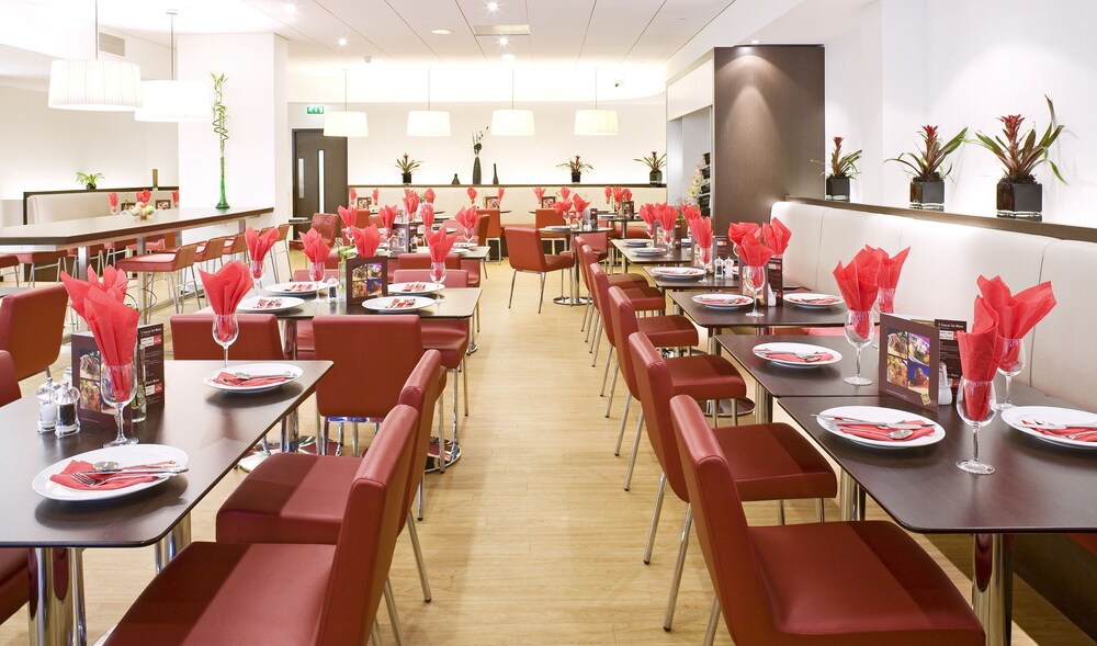 Dining, ibis York Centre