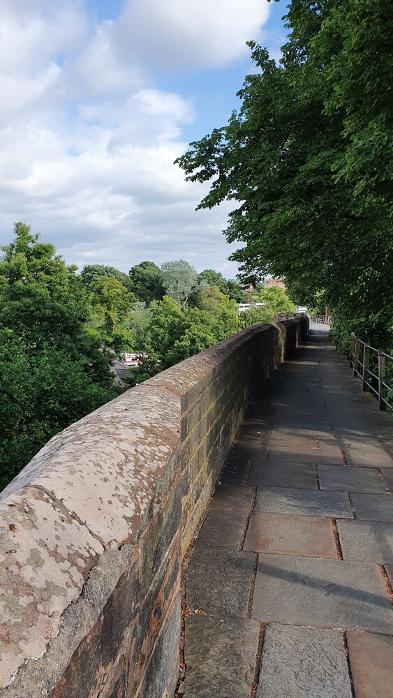 Mercure Chester Abbots Well Hotel