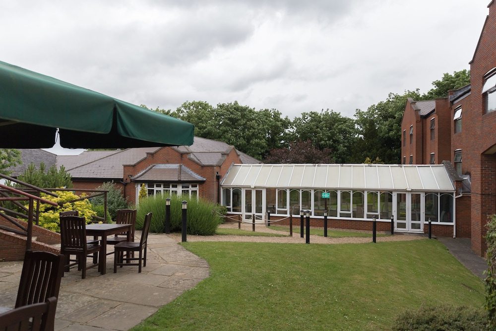 The Hog's Back Hotel & Spa Farnham