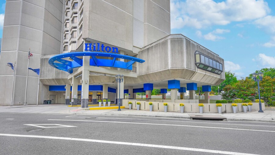 Hilton Arlington National Landing