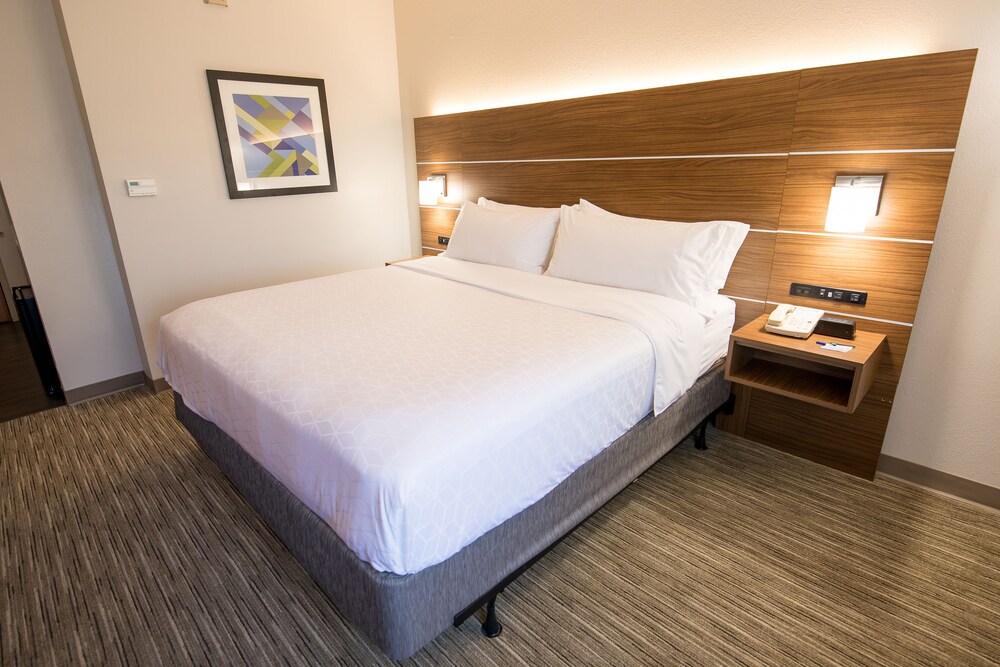 Holiday Inn Express Atlanta-Stone Mountain, an IHG Hotel