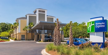 Holiday Inn Express Charleston
