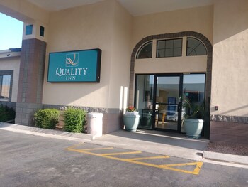 Quality Inn Glendale at Arrowhead Towne Center