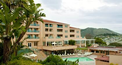 San Luis Bay Inn
