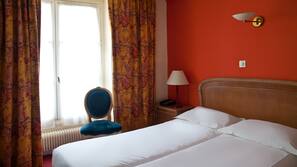 Literie de qualité supérieure, minibar, coffre-forts dans les chambres