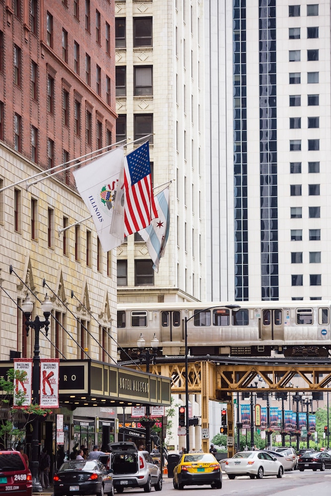 Property entrance, The Allegro Royal Sonesta Hotel Chicago Loop