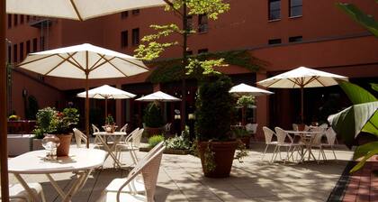 TRYP by Wyndham Halle
