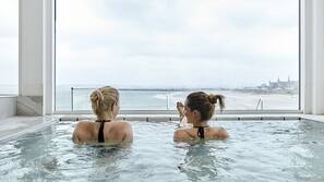 Indoor spa bath