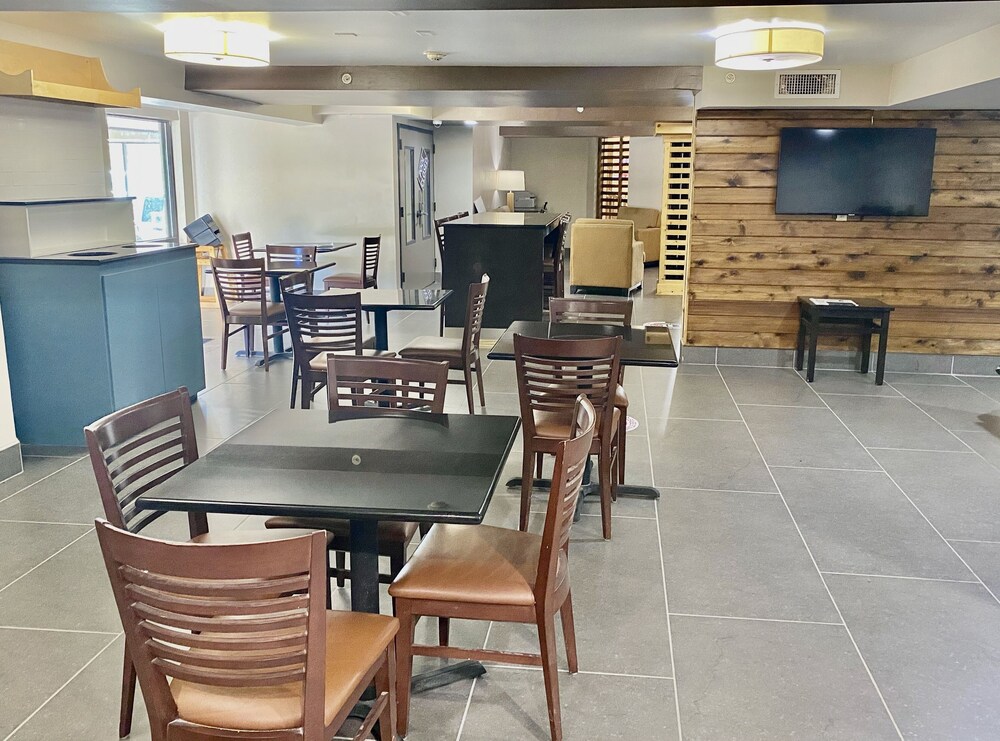 Country Inn & Suites by Radisson, Roanoke Rapids, NC in Roanoke Rapids