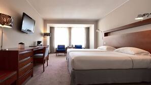 Minibar, in-room safe, desk, soundproofing