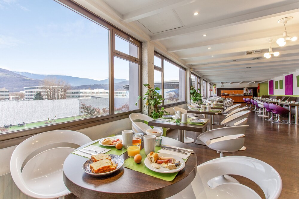 Zenitude Hotel Grenoble Alpexpo In Grenoble Hotel Rates Reviews On Orbitz Zenitude Hotel Grenoble Alpexpo In Grenoble Hotel Rates Reviews On Orbitz