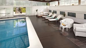 Indoor pool, 2 outdoor pools, pool umbrellas, pool loungers