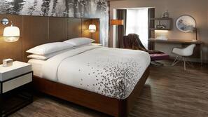 Premium bedding, pillowtop beds, minibar, in-room safe